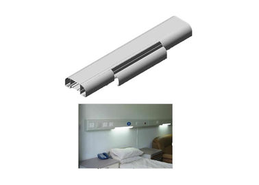 Panneau horizontal fixé au mur de tête de lit d'hôpital avec l'éclairage pour ICU médical